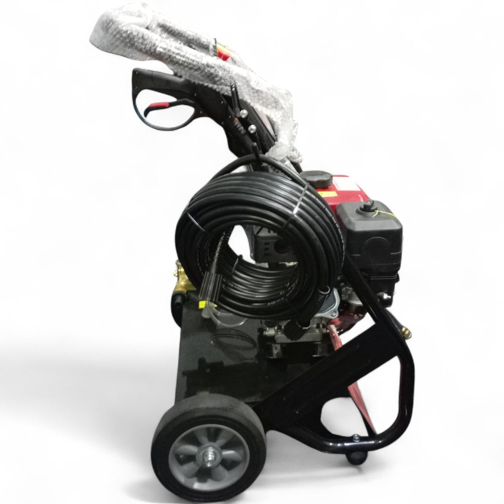 HIDROLAVADORA BENCINERA 2500PSI MATCHUP